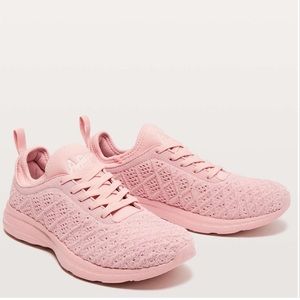 APL Lululemon Womens TechLoom Phantom Shoe US Womens 8 Faint Coral